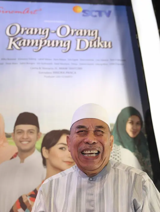 Selain Latief Sitefu, sinetron itu dibintangi oleh Citra Kirana, Rifky Balweel, Derry Empat Sekawan, Nani Wijaya, Dina Lorenza dan masih banyak lagi. (Nurwahyunan/Bintang.com)