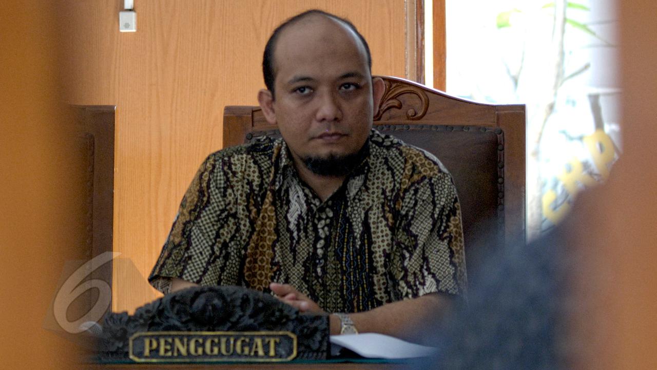 Novel Baswedan Bacakan Permohonan Sidang Praperadilan