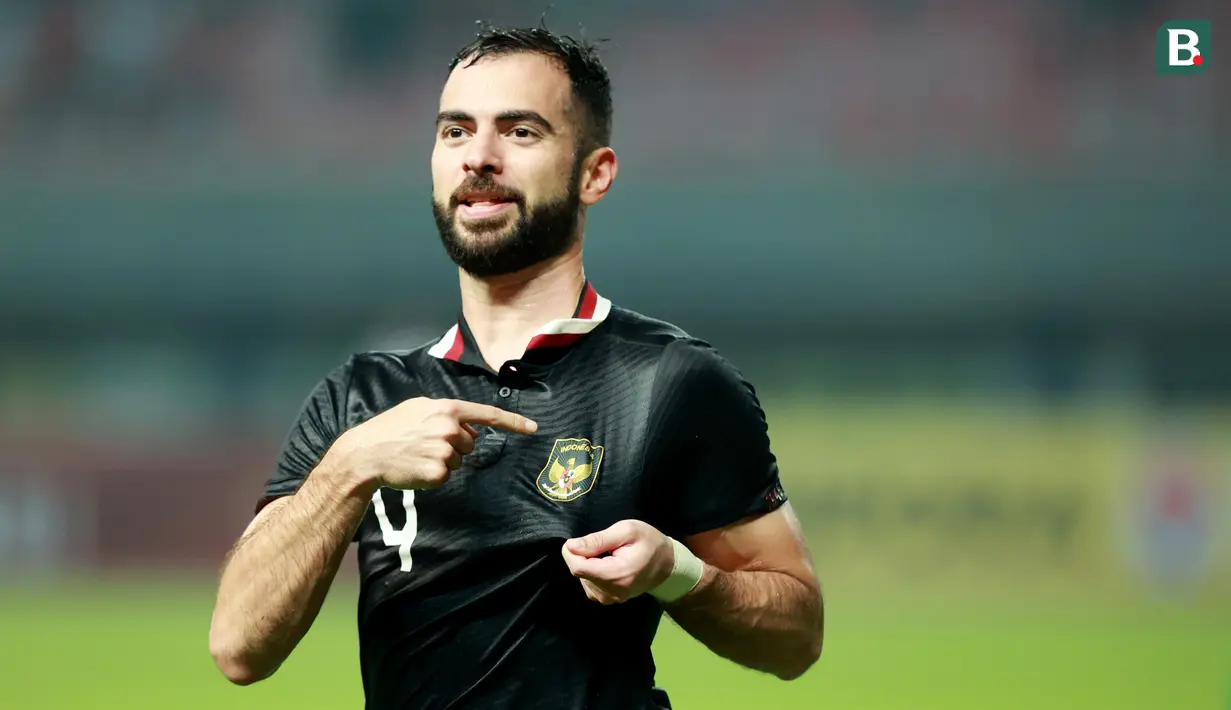 <p>Pemain Timnas Indonesia, Jordi Amat melakukan selebrasi setelah mencetak gol ke gawang Burundi pada pertandingan kedua FIFA Matchday di Stadion Patriot Candrabhaga, Bekasi, Selasa (28/3/2023). Kedua tim bermain imbang 2-2. (Bola.com/M Iqbal Ichsan)</p>