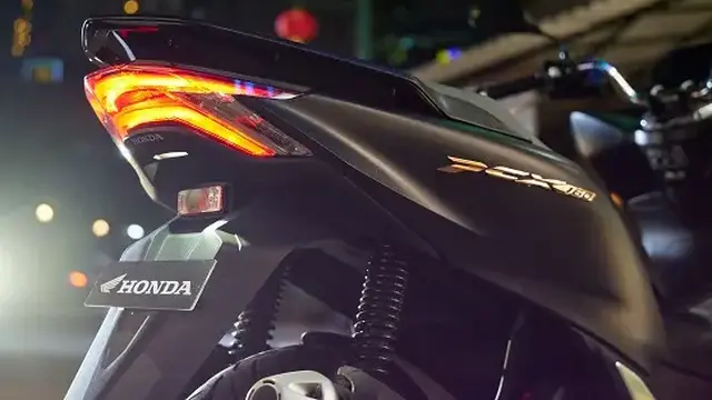 Honda PCX 160 Hitam Doff