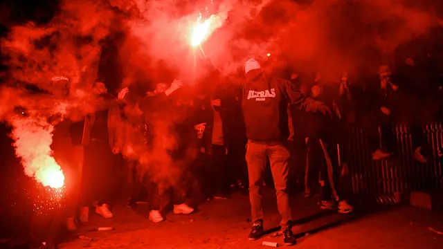 Sukacita Suporter PSG Juarai Ligue 1