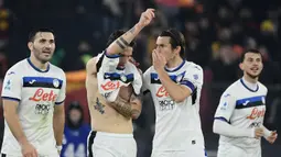 Atalanta berhasil mencuri poin penuh dan menduduki peringkat kedua klasemen sementara dengan  31 poin. berjarak satu poin dari puncak klasemen Napoli. (AFP/Filippo Monteforte)