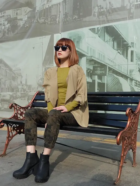 Chika Jessica, pemilik bentuk tubuh yang mungil ini memang selalu maksimal dalam urusan penampilan. Style fashionnya  yang terinspirasi dar cewek-cewek Korea ini membatnya juga ditiru banyak orang. (Instagram/chikajessica88)