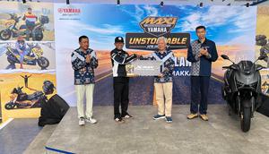 Yamaha Indonesia menggelar seremoni penyambutan bertajuk MAXI Unstoppable Journey untuk mengapresiasi perjalanan Anshar yang sukses melakukan touring Indonesia-Mekah. (Liputan6.com/Septian Pamungkas)