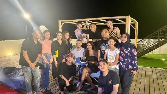 6 Momen Ulang Tahun Millen Cyrus ke-21, Dapat Kejutan dari Keluarga Ashanty