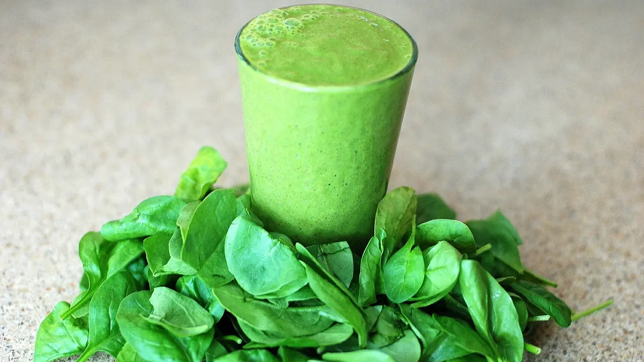 smoothie bayam
