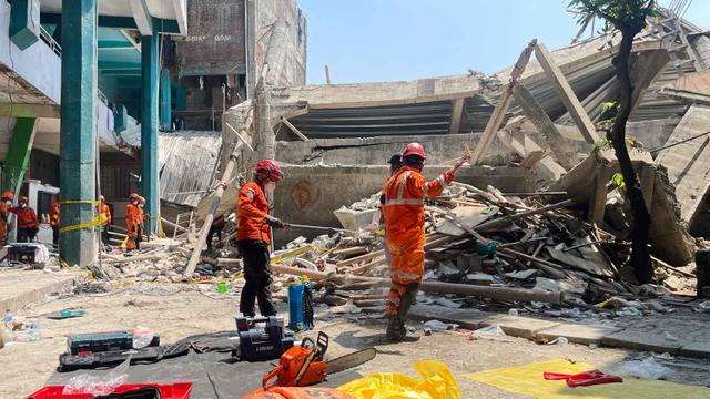 Tim Gabungan Terus Upayakan Penyelamatan Korban Runtuhan Bangunan Pesantren Al-Khoziny Sidoarjo