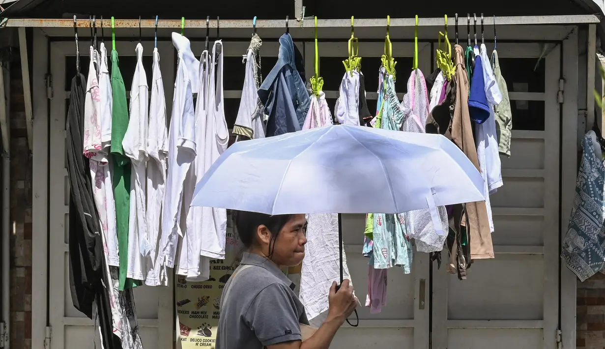 Badan peringatan cuaca nasional Filipina meminta masyarakat untuk menghindari paparan sinar matahari dalam jangka waktu lama. (Jam STA ROSA/AFP)