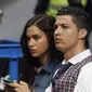 Ronaldo dan Irina Shayk (Daily Mail)