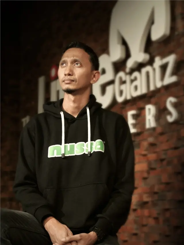 Sutradara film NUSSA, Bony Wirasmono