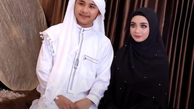 6 Momen Pemotretan Terbaru Rafly DA dan Ega Noviantika, Putrinya Curi Perhatian