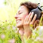 Mendengarkan musik pada pagi hari bisa membuat lebih semangat dalam beraktivitas seharian