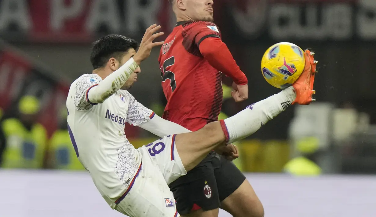 Rossoneri menang tipis dengan skor akhir 1-0.  (AP Photo/Luca Bruno)