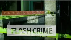 Seorang Guru SMK tewas di dalam mobil di rumahnya di Jati Asih, Bekasi, Jawa Barat. Polisi kini masih memburu pelaku yang diduga kuat adalah sopir pribadi korban.
