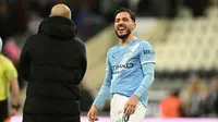 Rayan Cherki Buka Suara soal Aksi Showboating di Final Carabao Cup: Bukan Menghina, tapi Pesan untuk Arsenal