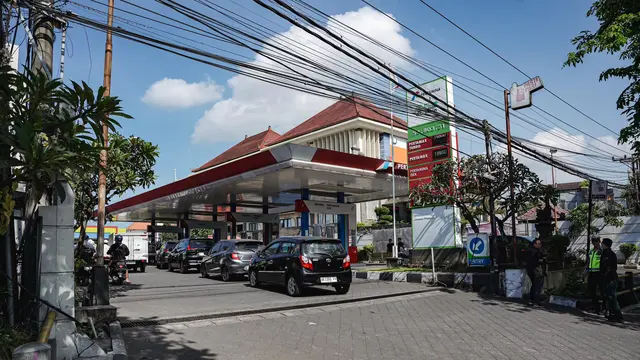 Hari pertama sistem ganjil-genap Pertalite di Bali sukses tekan antrean SPBU. (Dok Pertamina)