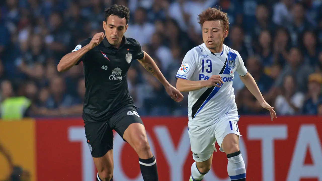 Penyerang Johor Darul Ta'zim, Diogo Luis Santo saat masih berseragam Buriram United.