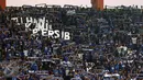 Ribuan suporter Persib memenuhi tribun saat laga lanjutan Grup A Piala Presiden 2015 antara Persib melawan Persebaya United di Stadion Si Jalak Harupat, Bandung, Minggu (6/9/2015). Persib unggul 2-0. (Liputan6.com/Helmi Fithriansyah)