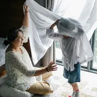 Menjadi pendukung utama, memberikan apresiasi pada setiap temuan baru mereka, merupakan salah satu tugas kita sebagai orangtua. [Dok/Pexels.com/Alex Green].