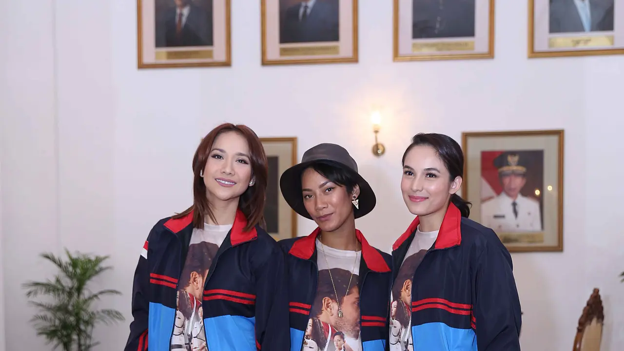 [Bintang] 3 Srikandi
