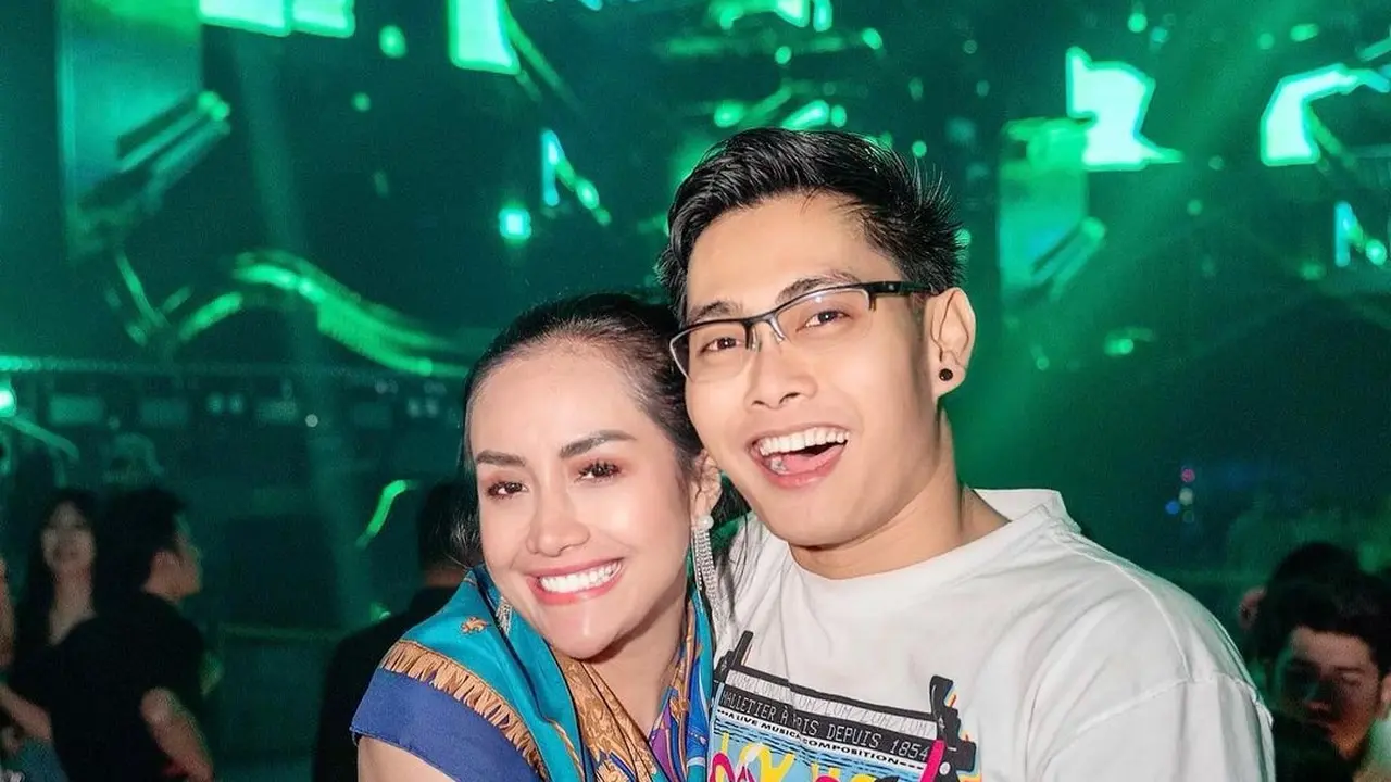 Shinta Bachir dan Indra Kristianto