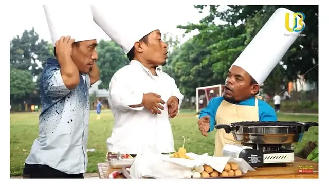 Sepi Kerjaan, Ini 10 Potret Ucok Baba Banting Setir Jualan Sosis Bakar