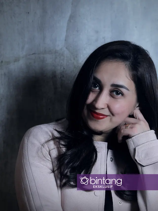 [Bintang] Nina Moran