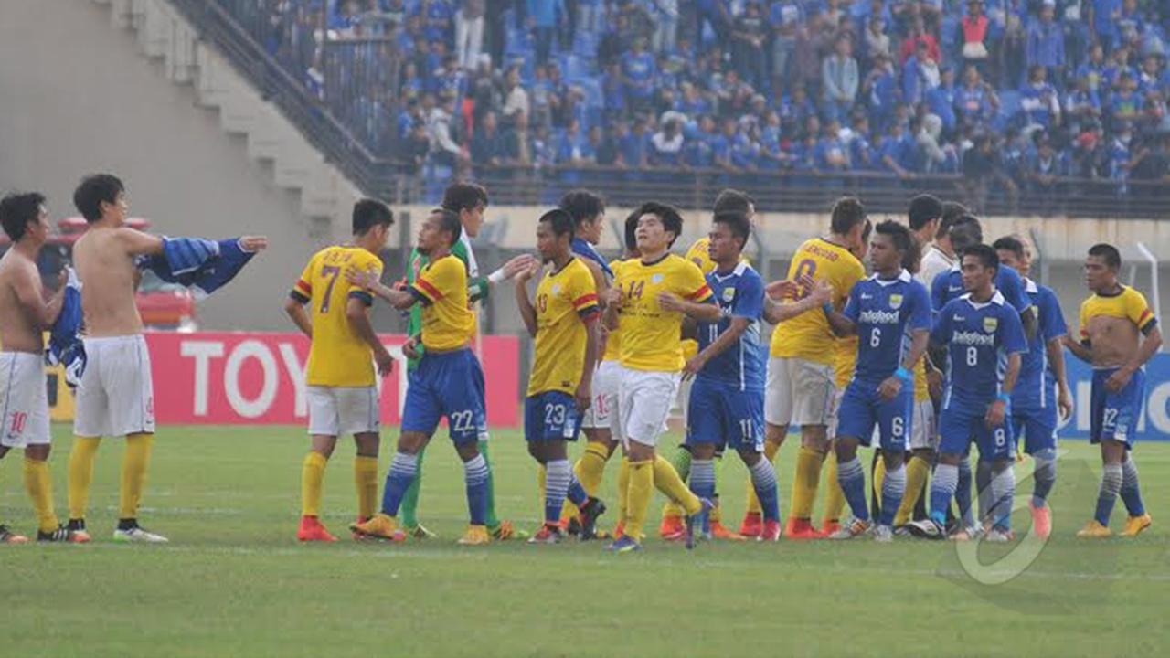 Persib Bandung vs Kitchee