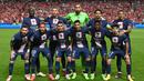 Paris Saint Germain yang bertandang ke markas Befica menurunkan tim terbaiknya dalam susunan starter, termasuk Trio MNM, Kylian Mbappe, Neymar dan Lionel Messi. (AFP/Franck Fife)