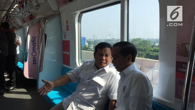 Pertemuan Jokowi dan Prabowo Subianto Usai Pilpres 2019 di MRT Jakarta. (Liputan6.com/Lizsa Egeham)