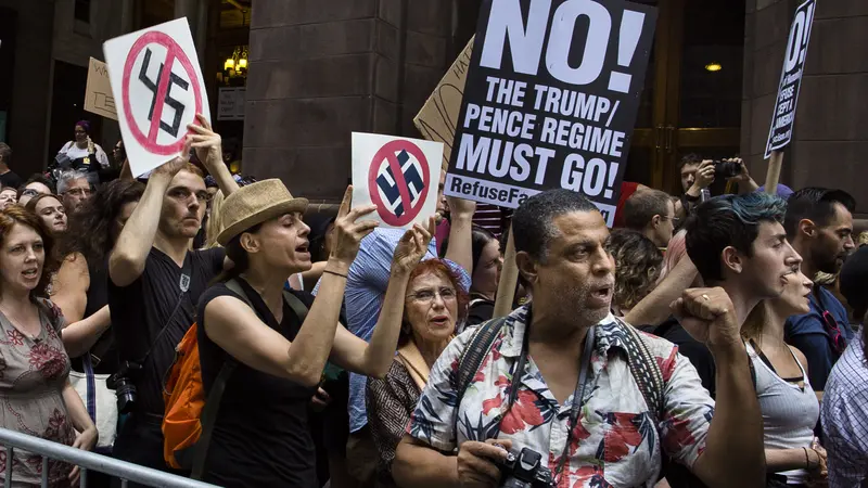 Aksi Protes di Kota New York mengutuk demonstrasi berdarah di Charlottesville, Virginia (AP)