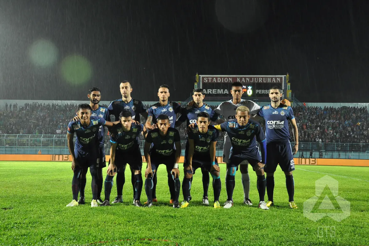 Skuat Arema Cronus