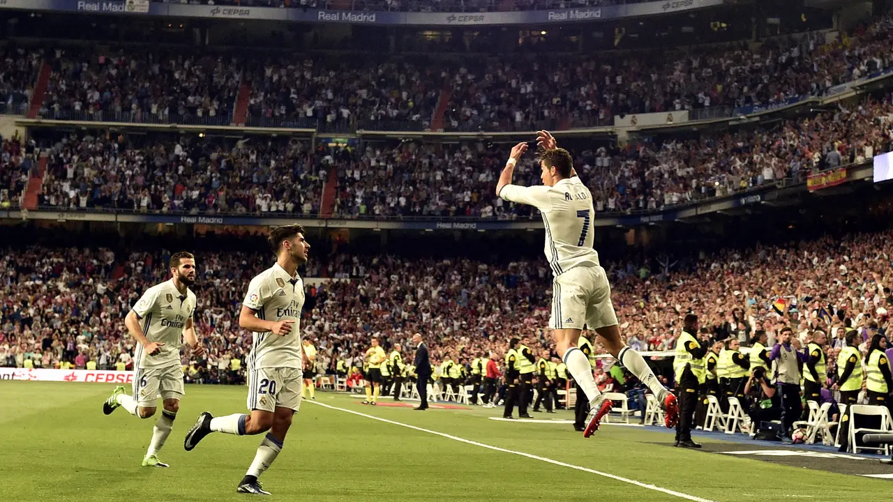 Foto: Hengkang dari Real Madrid, Benzema Masuk 5 Besar Top Skor Liga Spanyol Sepanjang Masa