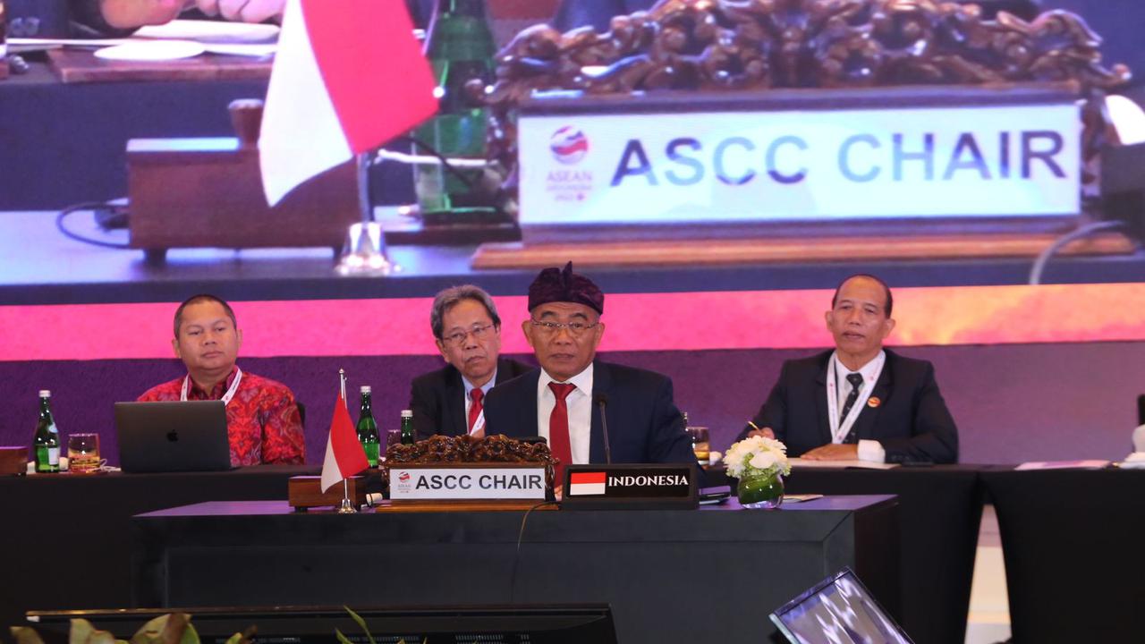 Menko PMK Muhadjir Effendy di Sidang ASEAN Socio-Cultural Community (ASCC) ke-29 di Bali, Senin (8/5/2023).