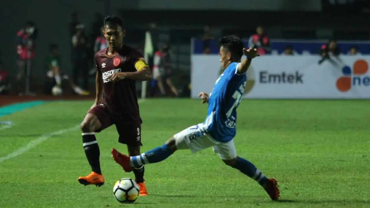 Persib Bandung vs PSM Makassar
