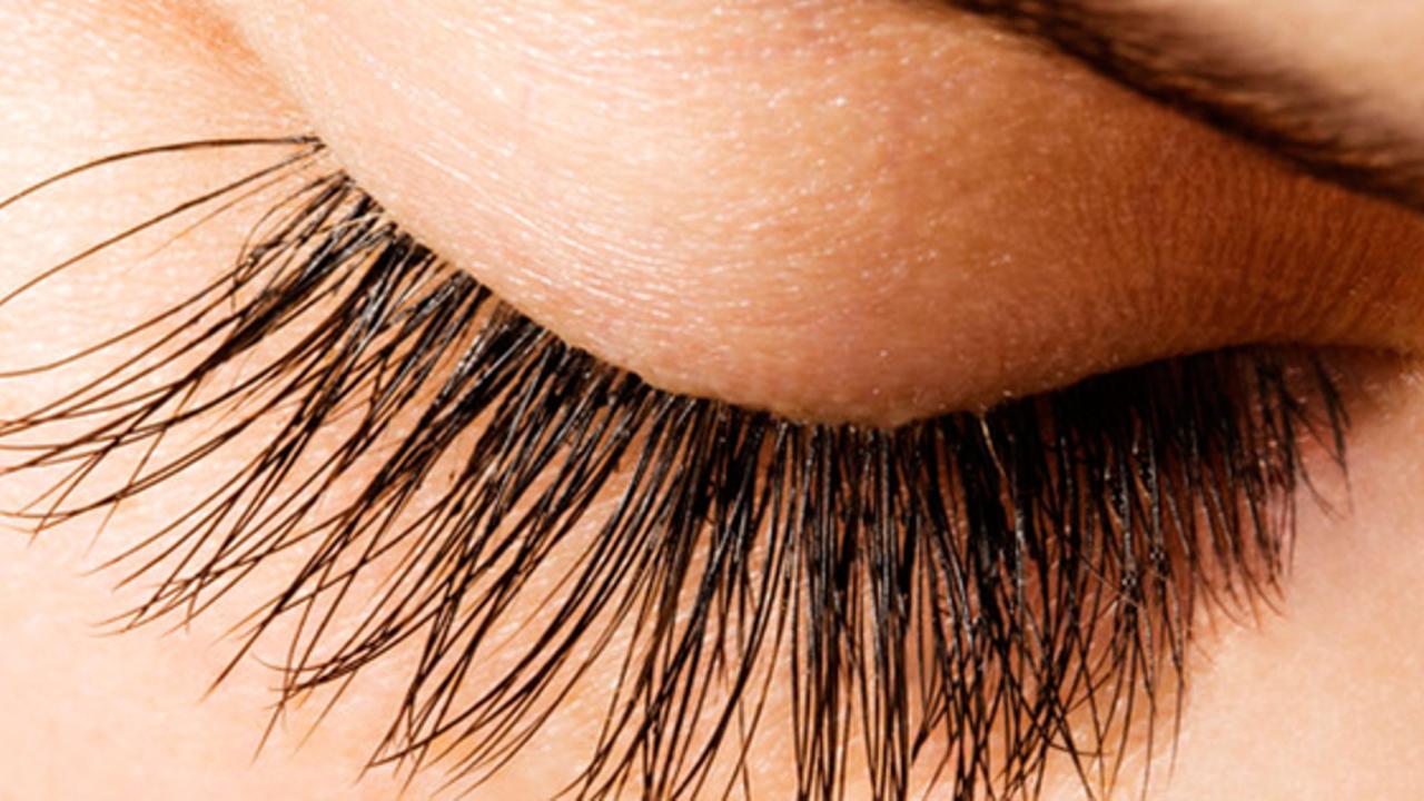 [Bintang] Hapus 'Makeup' Sebelum Tidur, atau 5 Hal Buruk Ini Akan Terjadi