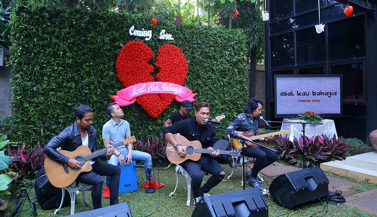 Atas apresiasi yang tinggi dari masyarakat di tahun ini, Armada berharap bisa lebih menghasilkan karya yang lebih baik lagi kedepannya. (Nurwahyunan/Bintang.com)