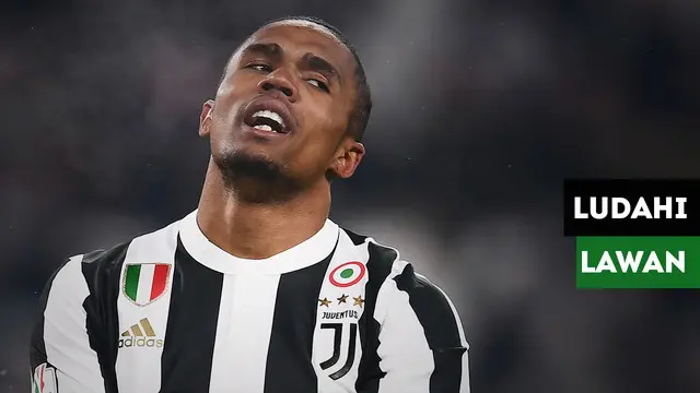 VIDEO: Komentar Douglas Costa usai Meludahi Lawannya
