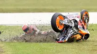 MotoGP: Terjatuh, Marc Marquez Sebut Dirinya Bukan Mesin