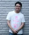 Beberapa hari belakangan ini pianis Ananda Sukarlan menjadi perbincangan warganet. Ananda menjadi perbincangan lantaran aksinya keluar ruangan saat  Gubernur DKI Jakarta Anies Baswedan memberi sambutan. (Nurwahyunan/Bintang.com)