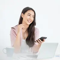 Ilustrasi Perempuan elegan/copyright shutterstock/paulaphoto