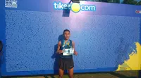 Oktovianus Erwin juara Kudus Relay Marathon kategori 5K yang berlangsung di Kabupaten Kudus, Jawa Tengah, Minggu (21/10/2018). (foto: Defri Saefullah)