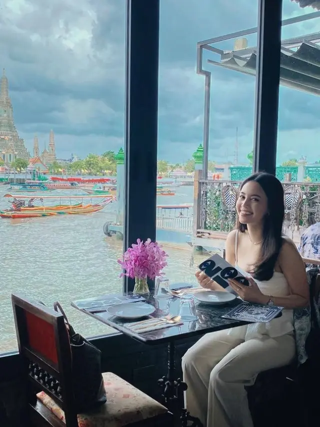 Potret Anggika Bolsterli sedang travelling (Sumber:Instagram/anggikabolsterli)