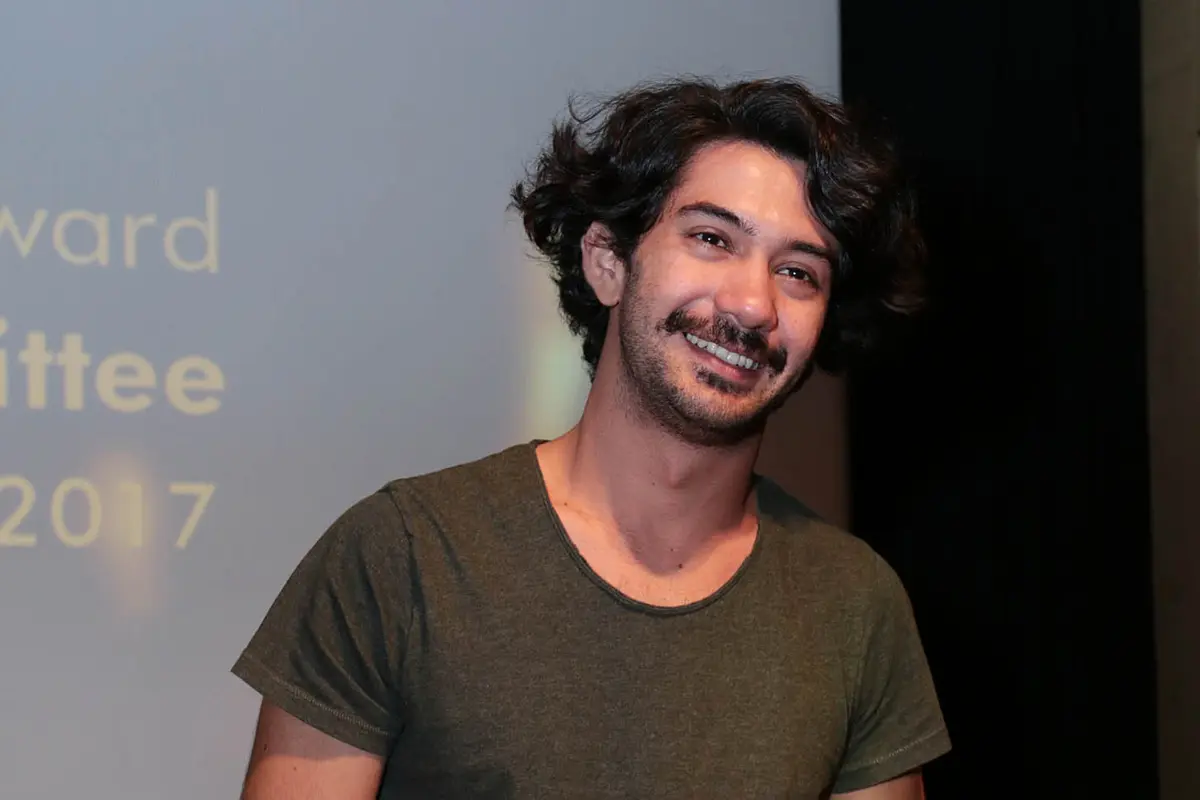 [Bintang] Reza Rahadian