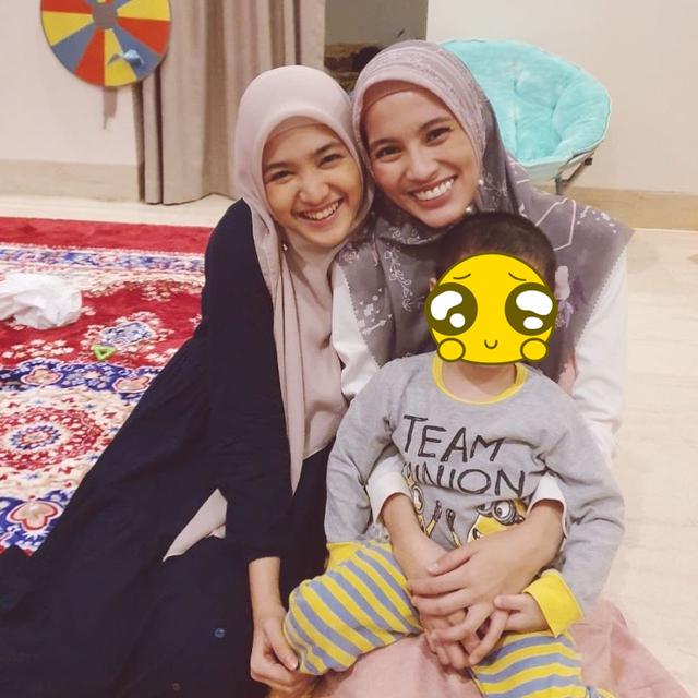 7 Pesona Cut Syifa saat Tampil Berhijab, Curi Perhatian