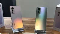 Xiaomi 12 Lite 5G jadi opsi smartphone untuk mendongkrak penampilan dengan teknologi canggih yang bisa diandalkan   (Fimela.com/Novi Nadya) 