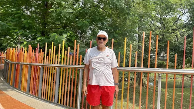 Pengunjung Tebet Eco Park