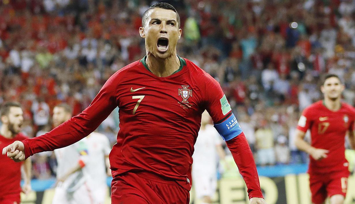 5. Cristiano Ronaldo - Penyerang Real Madrid (Portugal). (AP/Francisco Seco)