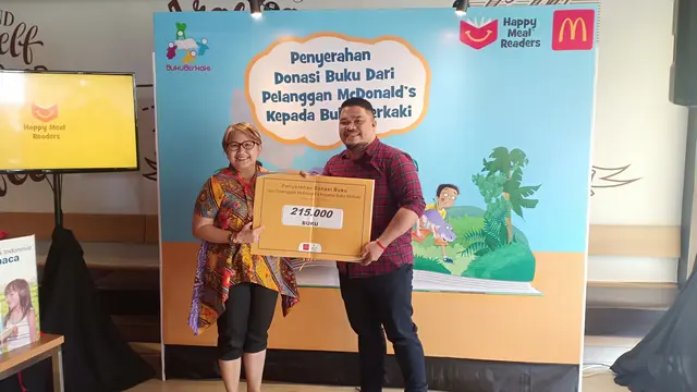 Kerja Sama dengan Komunitas Buku Berkaki, Happy Meal Book Box Kumpulkan 210 Ribu Buku