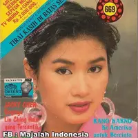 Potret Titi DJ saat jadi model cover majalah (Sumber: Facebook/Majalah Indonesia)